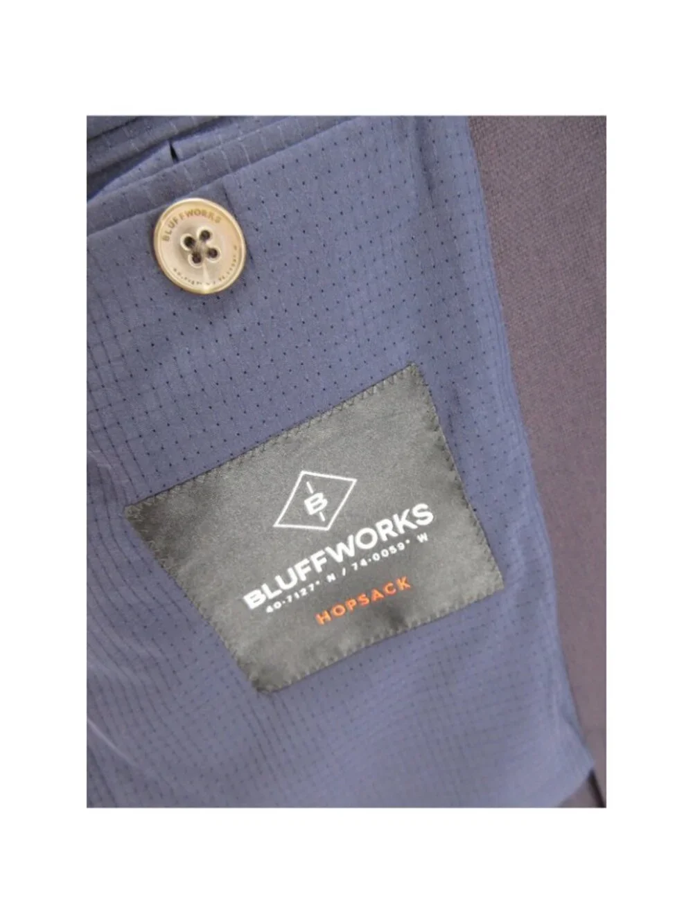 Bluffworks brand size